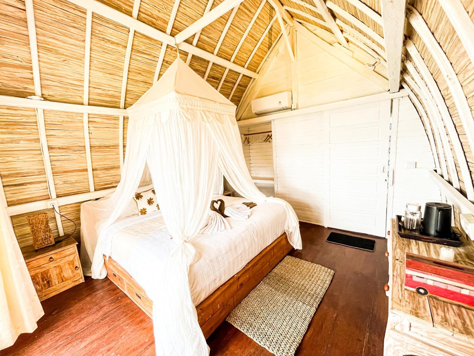 Вилла The Edge Lembongan Экстерьер фото
